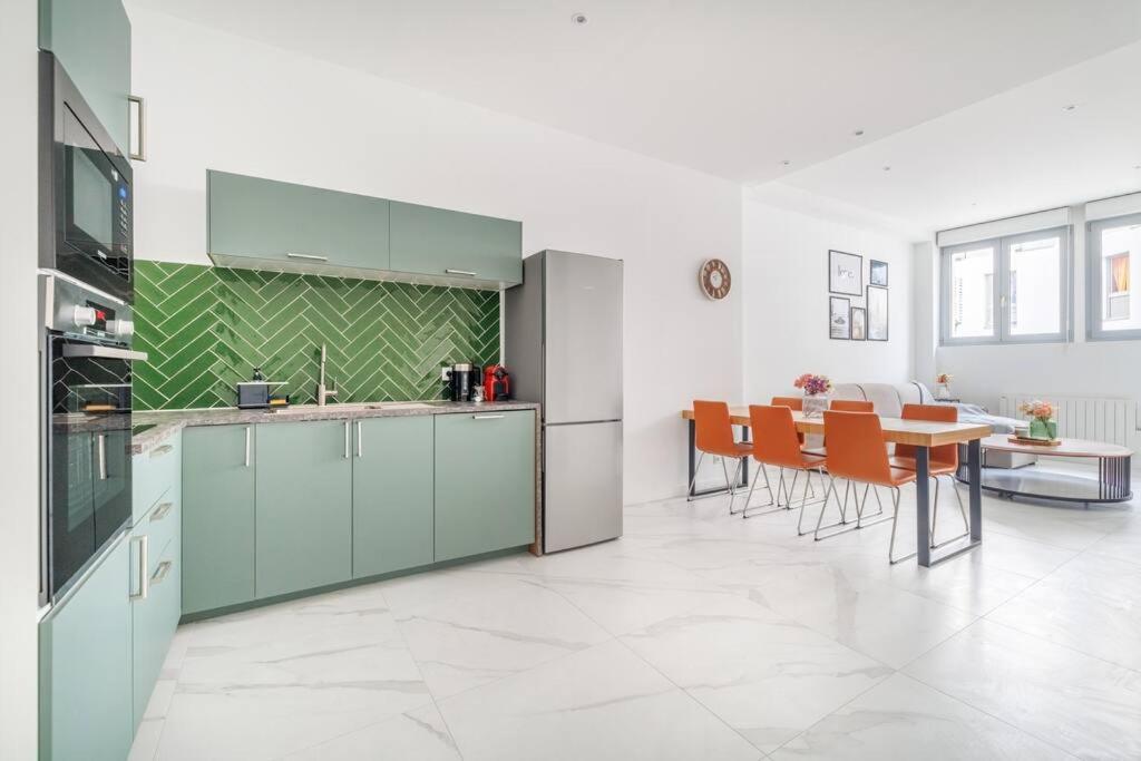 Cosy Flat For 6 People #2 Appartement Asnières Buitenkant foto
